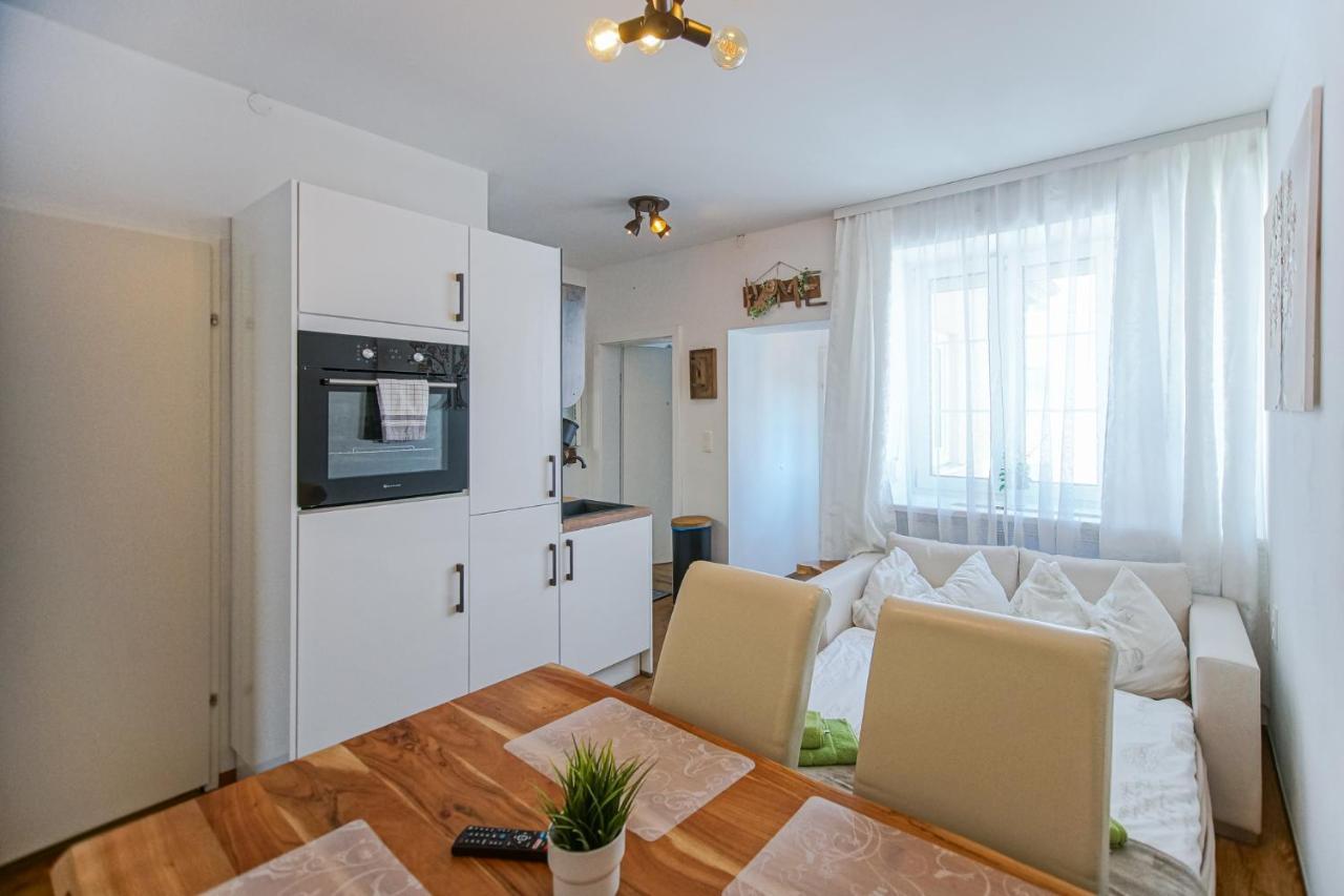 Auszeit Steiraland 7 Mit Ueberdachten Balkon Und Parkplatz Leoben  Dış mekan fotoğraf